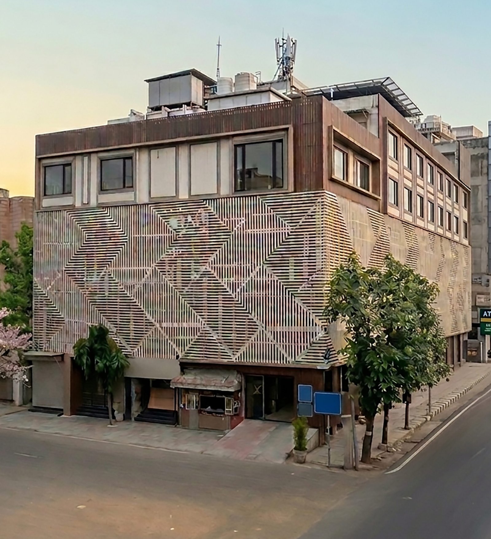Nulife Hospital GTB Nagar